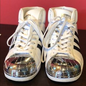 Adidas sneakers silver toes 6.5